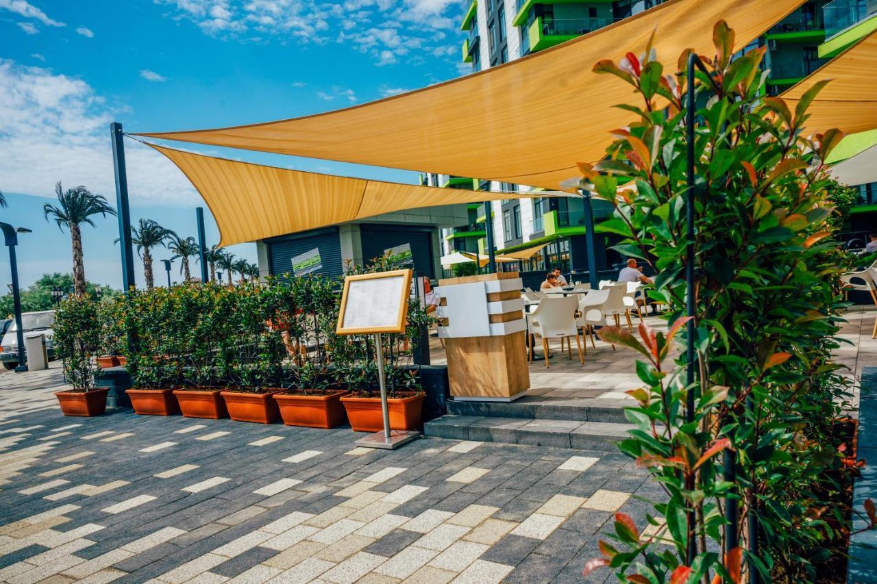 Ace Aparthotel Pool & Spa Mamaia Nord Navodari Exterior photo